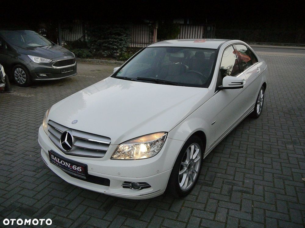 Mercedes-Benz Klasa C 180 BlueEFFICIENCY 7G-TRONIC Avantgarde - 4