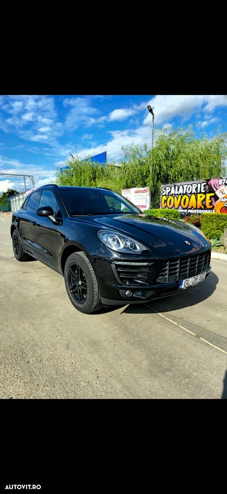 Porsche Macan Standard - 1