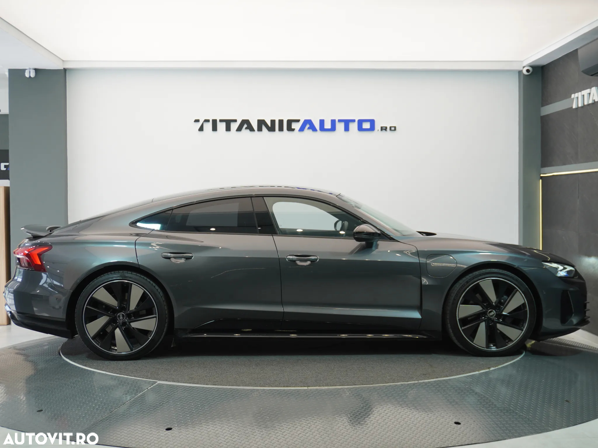 Audi e-tron GT quattro - 10