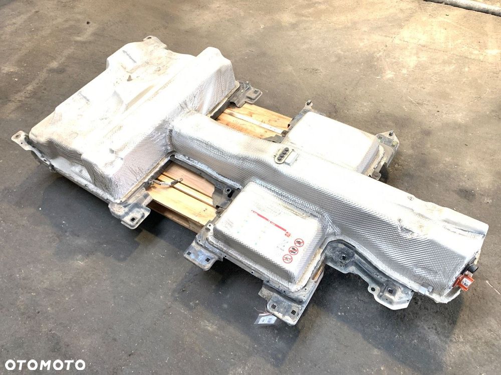 BATERIA HYBRYDA VW GOLF VII (5G1, BQ1, BE1, BE2) 2012 - 2022 e-Golf 85 kW [115 KM] elektryczny 2014 - 3