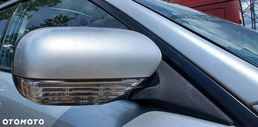 LUSTERKO PRAWE SUBARU OUTBACK III - 2