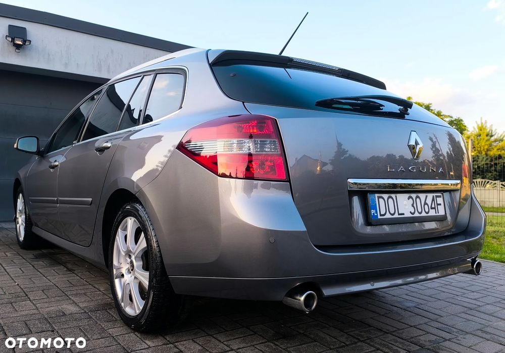 Renault Laguna 2.0 dCi Initiale - 10