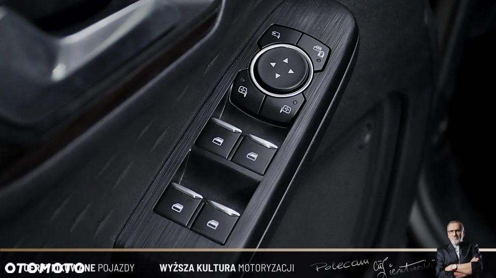 Ford Kuga 2.5P PHEV FWD Vignale - 28