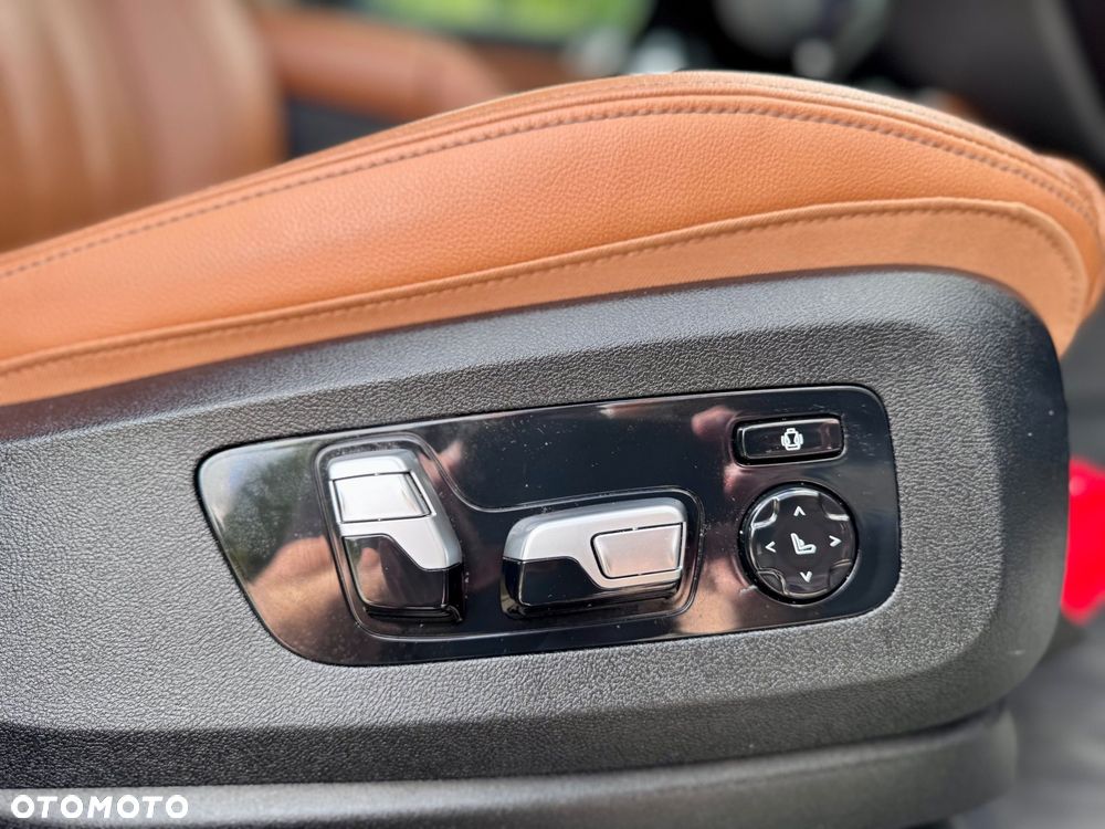 BMW X5 xDrive40i - 23