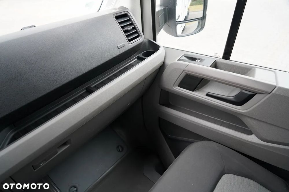 Volkswagen CRAFTER II / 2.0 TDI -177 KM / WYWROTKA / BLIŹNIAK / MANUAL / SPROWADZONY - 33