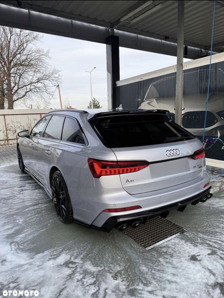 Audi A6 Avant e-tron - 40