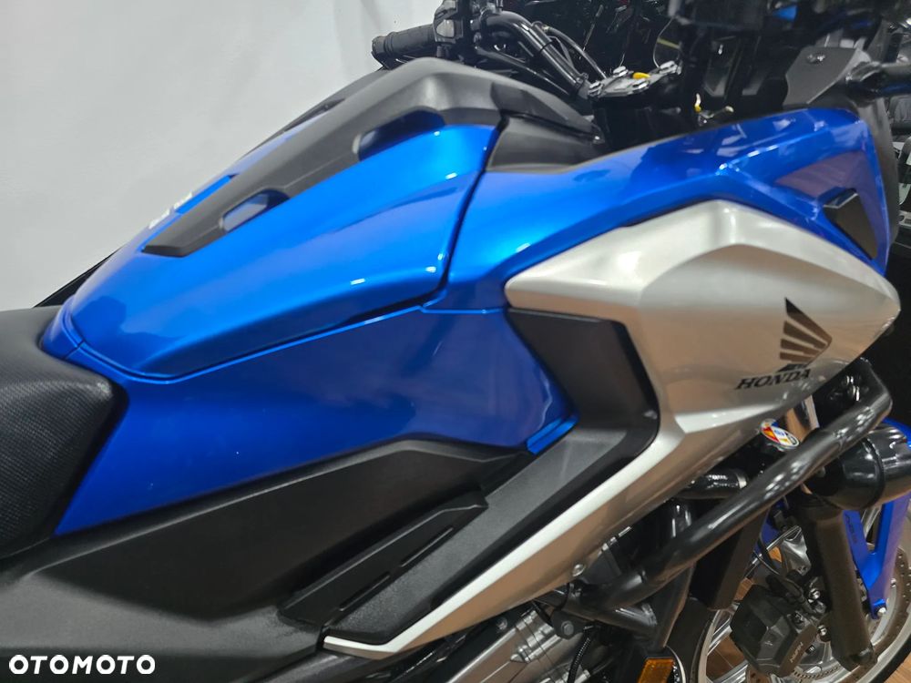Honda NC - 15