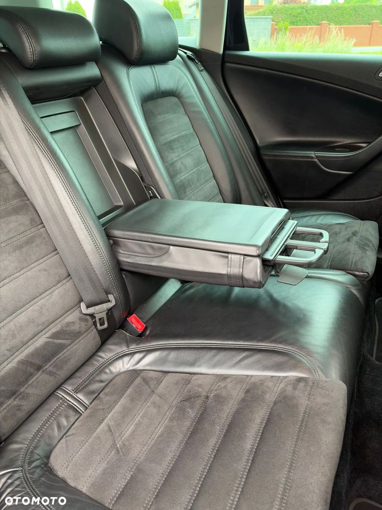 Volkswagen Passat 2.0 TDI 4Motion Highline - 10