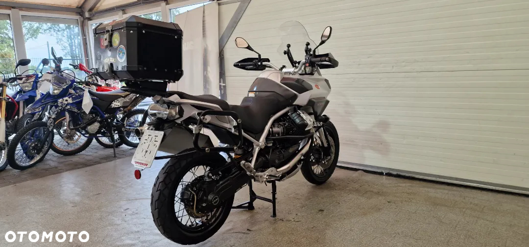 Moto Guzzi Stelvio - 24