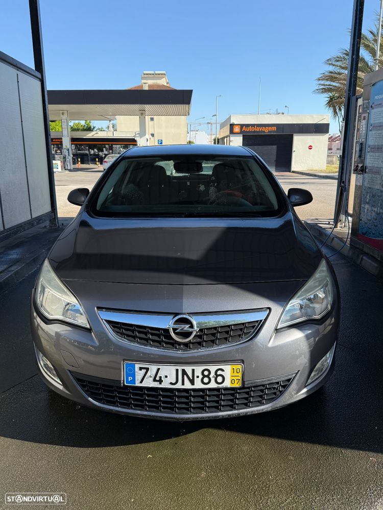 Opel Astra 1.3 CDTI DPF ecoFLEX Design Edition - 2