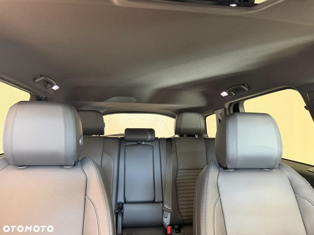 Land Rover Discovery Sport - 16