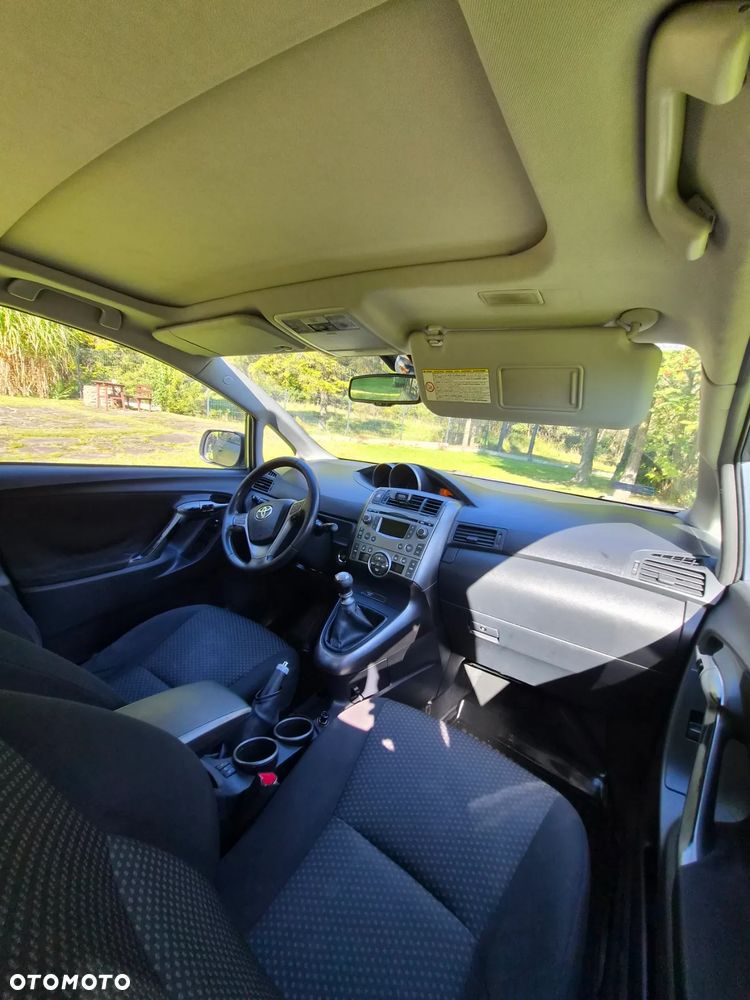 Toyota Verso 2.0 D-4D - 8