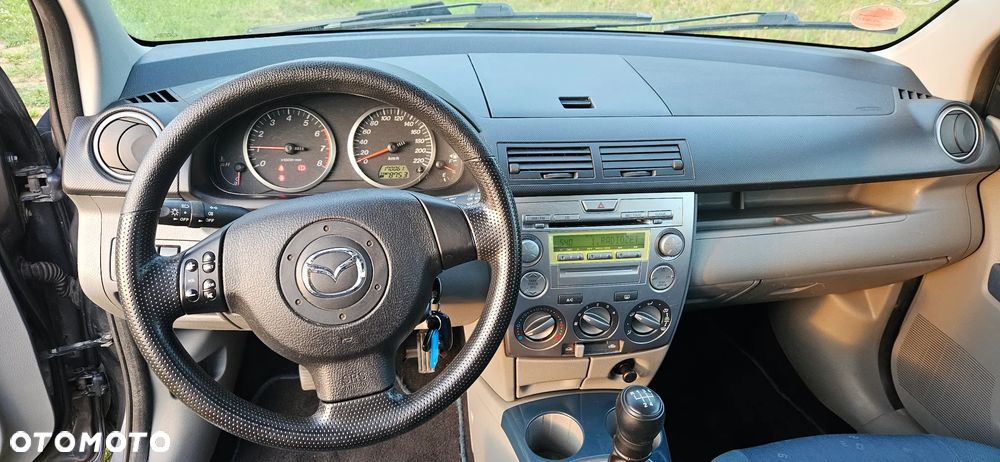 Mazda 2 1.4l Active - 15