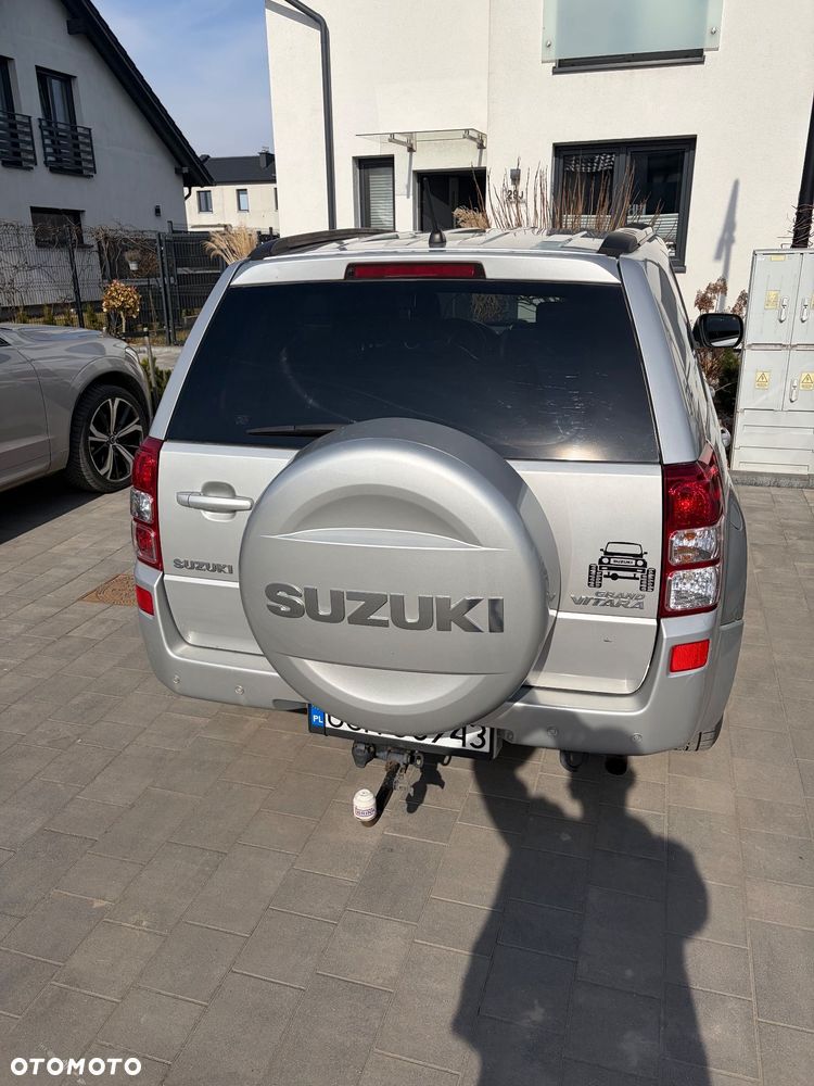 Suzuki Grand Vitara 2.0 De Luxe - 9