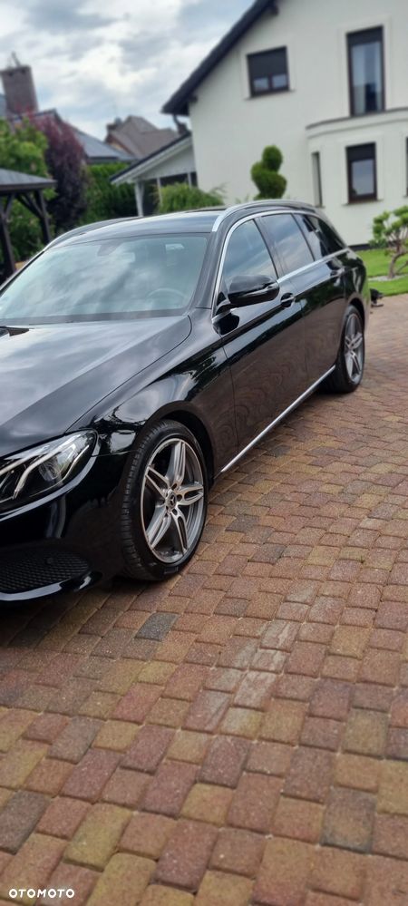 Mercedes-Benz Klasa E 220 d 9G-TRONIC Avantgarde - 2