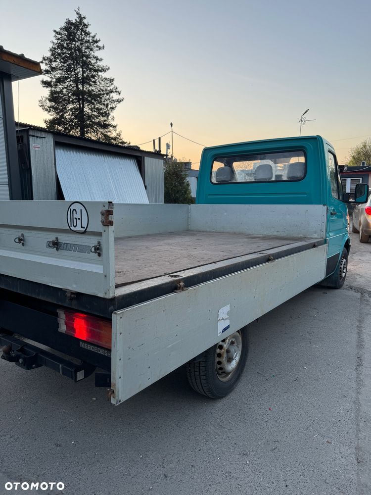 Mercedes-Benz Sprinter - 7
