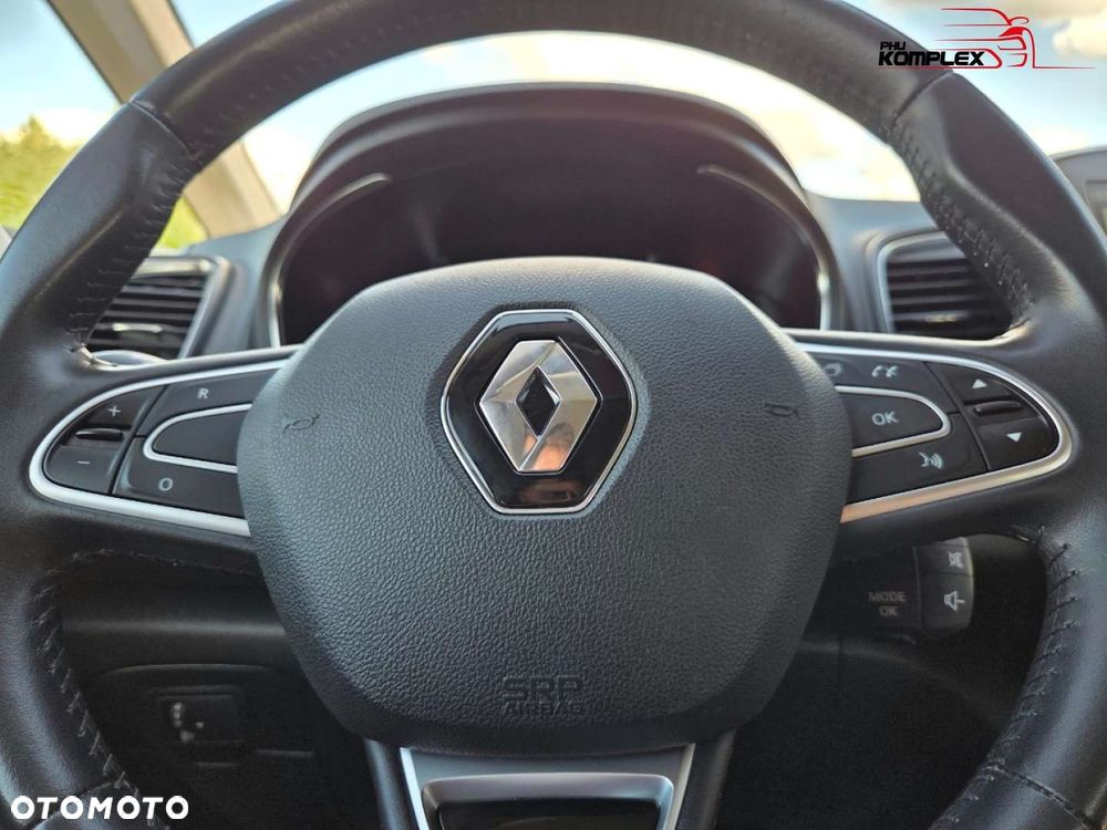 Renault Grand Scenic - 17