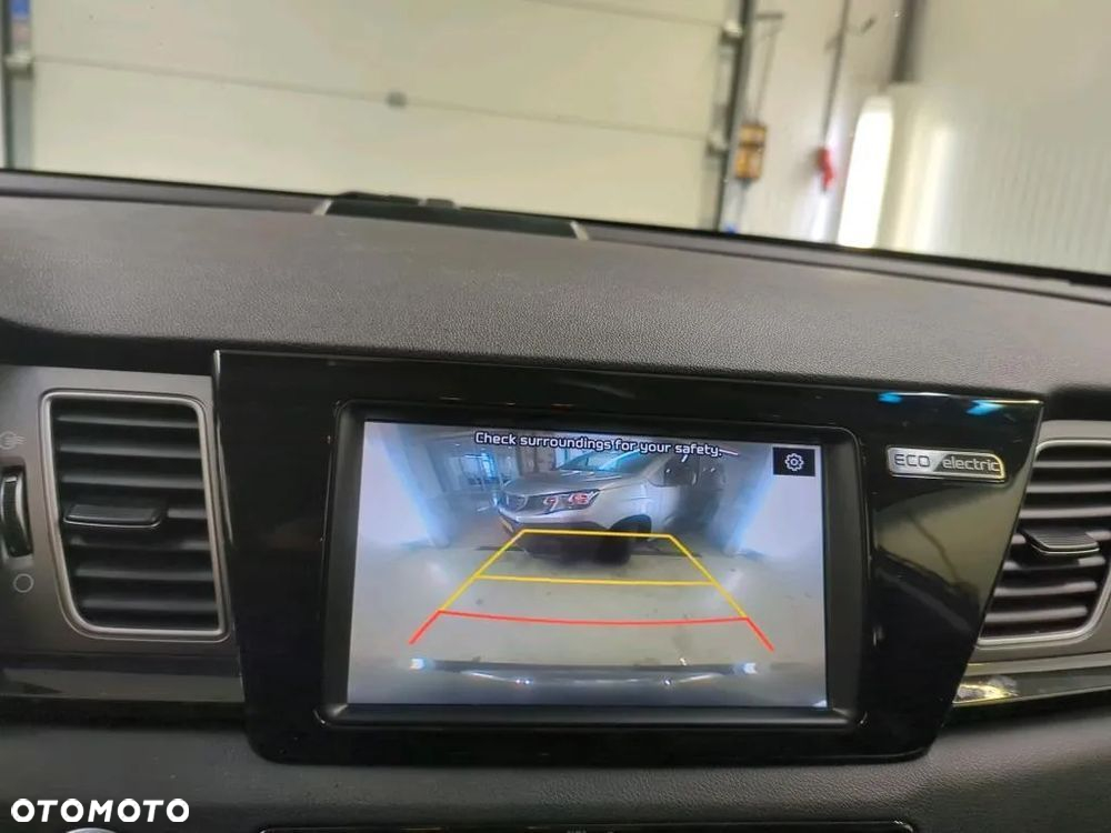 Kia Niro e-Niro 64kWh XL - 16