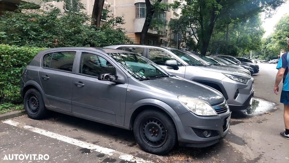 Opel Astra - 2
