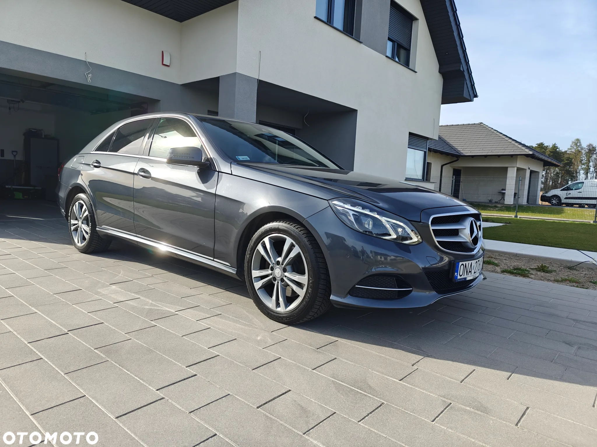 Mercedes-Benz Klasa E 250 Avantgarde - 2