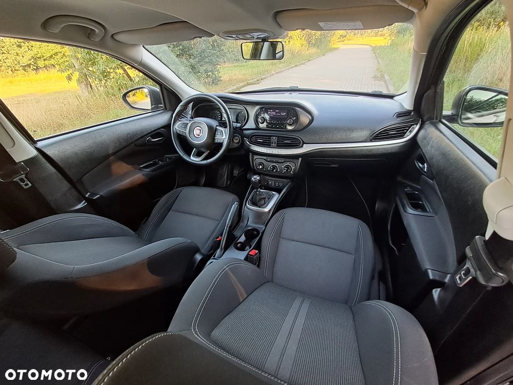 Fiat Tipo 1.4 T-Jet 16v Sport - 4