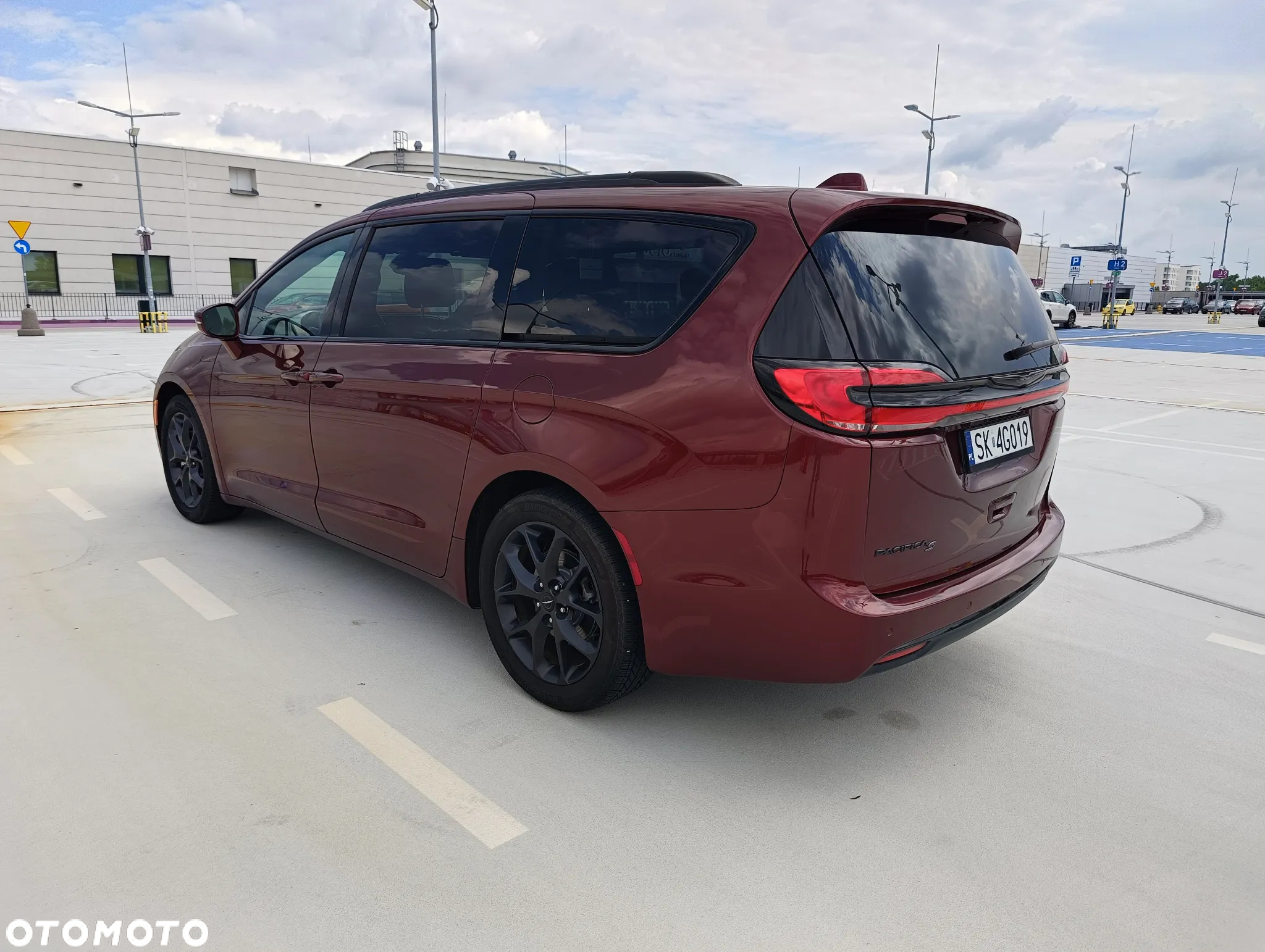 Chrysler Pacifica - 10