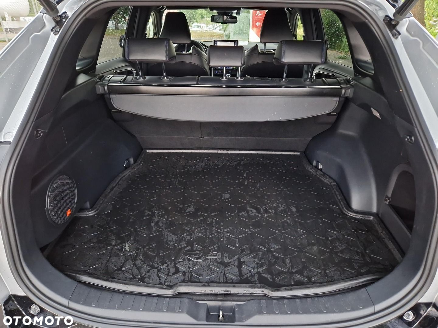 Toyota RAV4 - 13