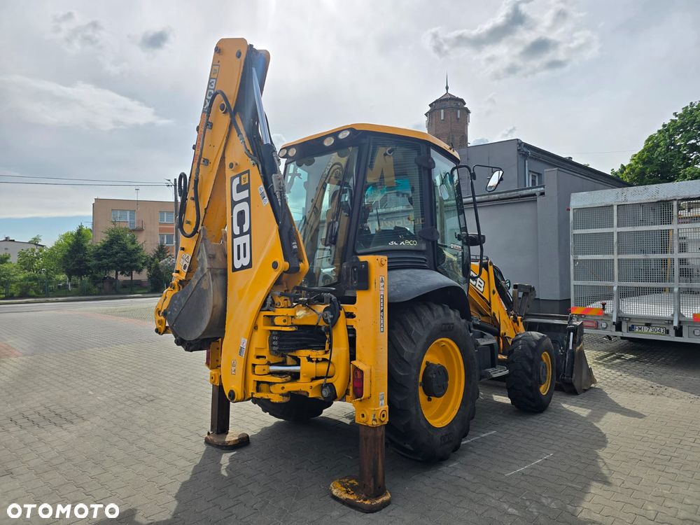 JCB 3 CX - 8
