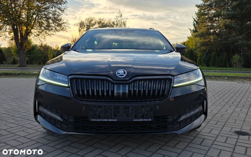 Skoda Superb 2.0 TDI Sportline DSG - 2