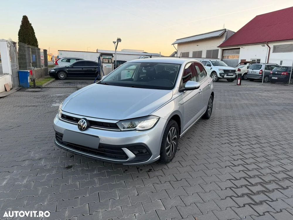 Volkswagen Polo 1.0 TSI DSG Life - 1