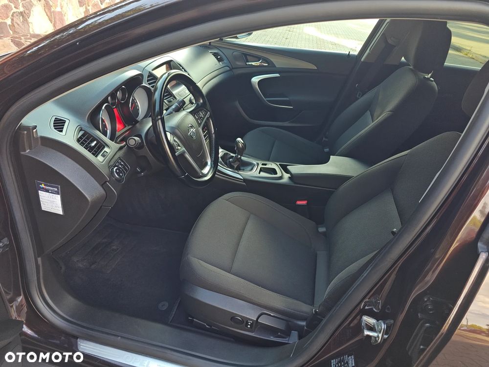 Opel Insignia 1.6 Turbo - 27