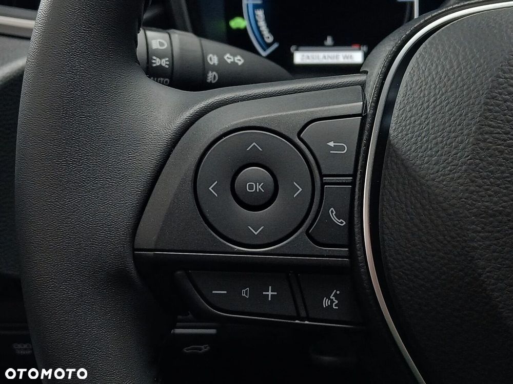 Toyota Corolla 1.8 Hybrid Style - 17