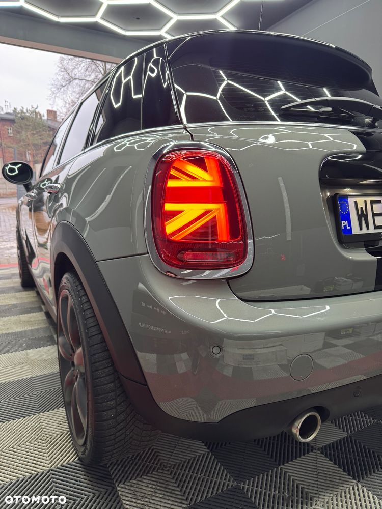 MINI Cooper Classic Trim - 17