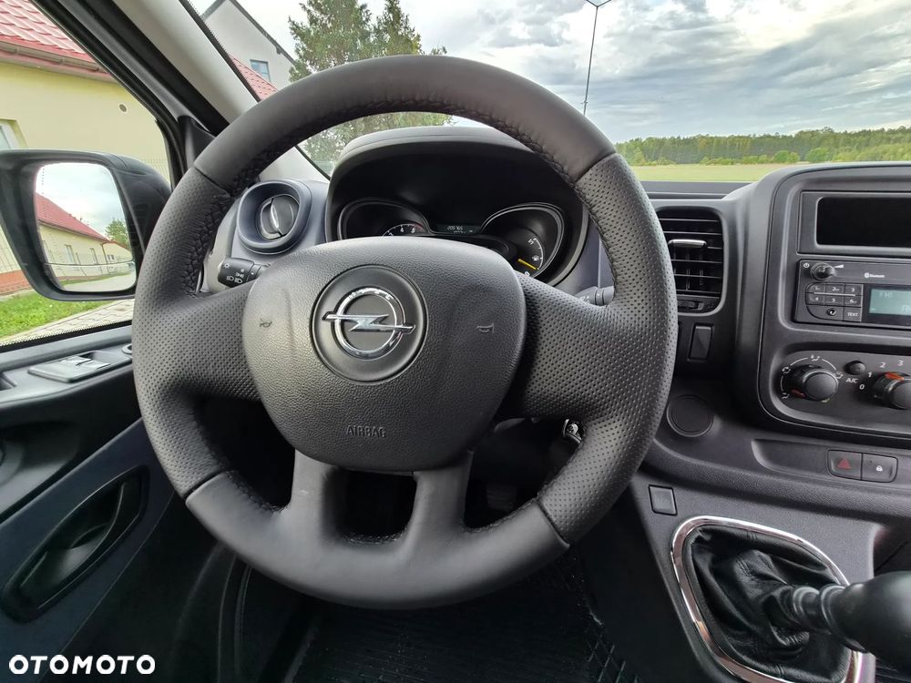 Opel Vivaro - 26