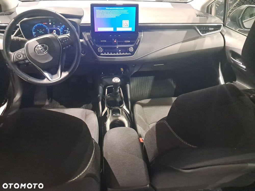 Toyota Corolla - 13