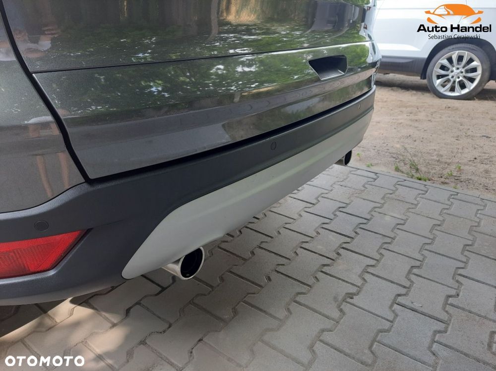 Ford Kuga 1.5 EcoBoost 2x4 Titanium - 36