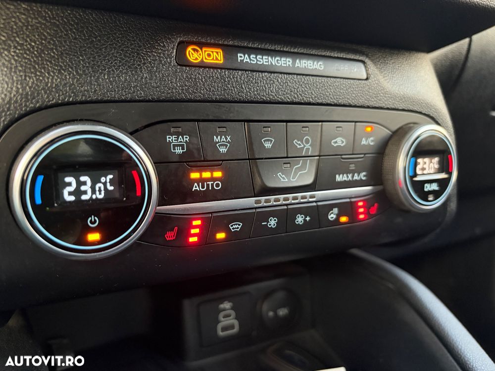 Ford Kuga 1.5 EcoBoost FWD Titanium X - 30