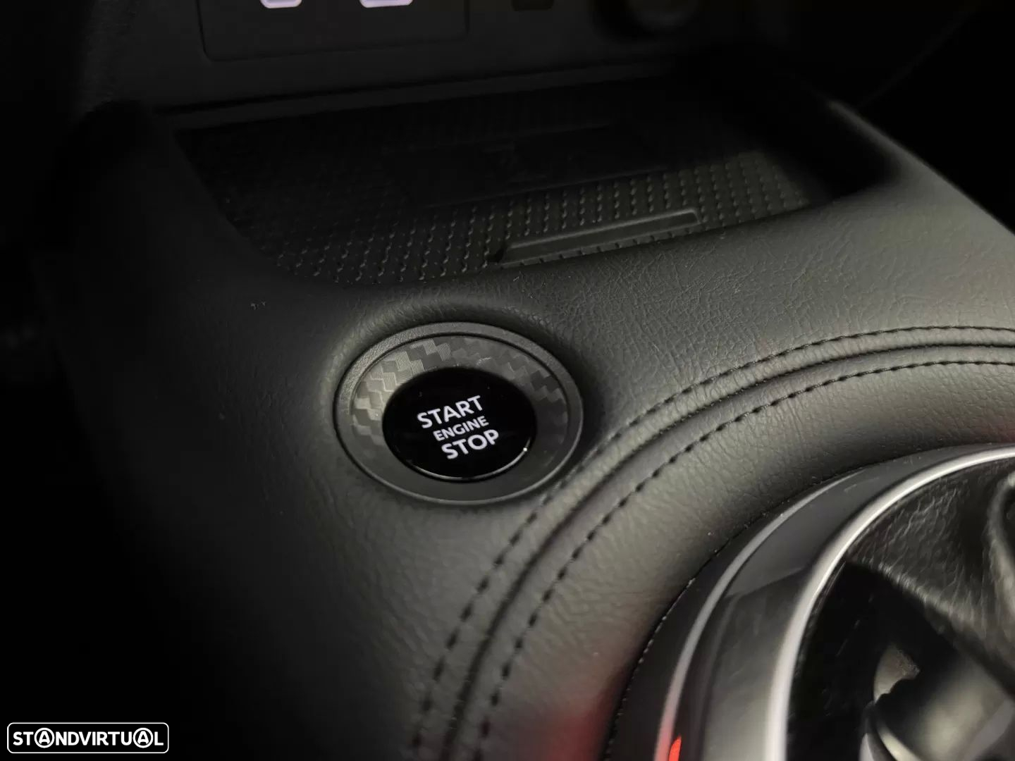 Nissan Juke 1.0 DIG-T N-Connecta NAV. DCT - 42