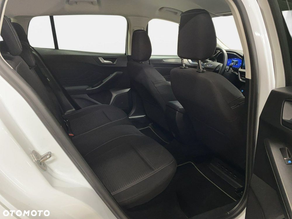 Ford Focus - 16