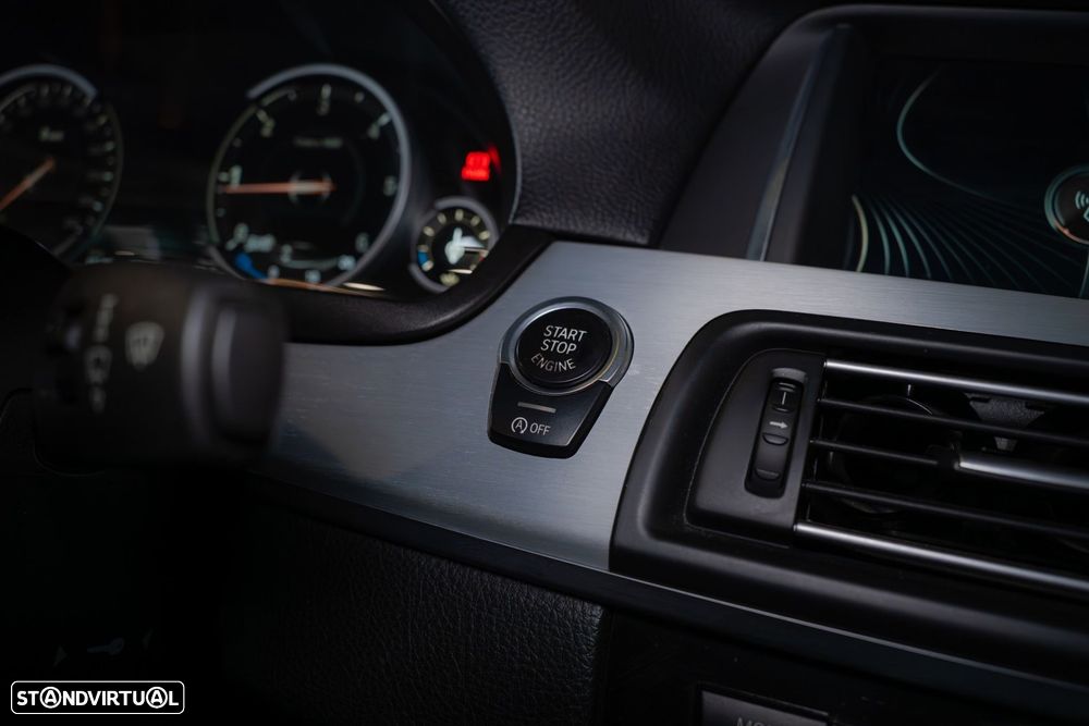 BMW 520 d Pack M - 39
