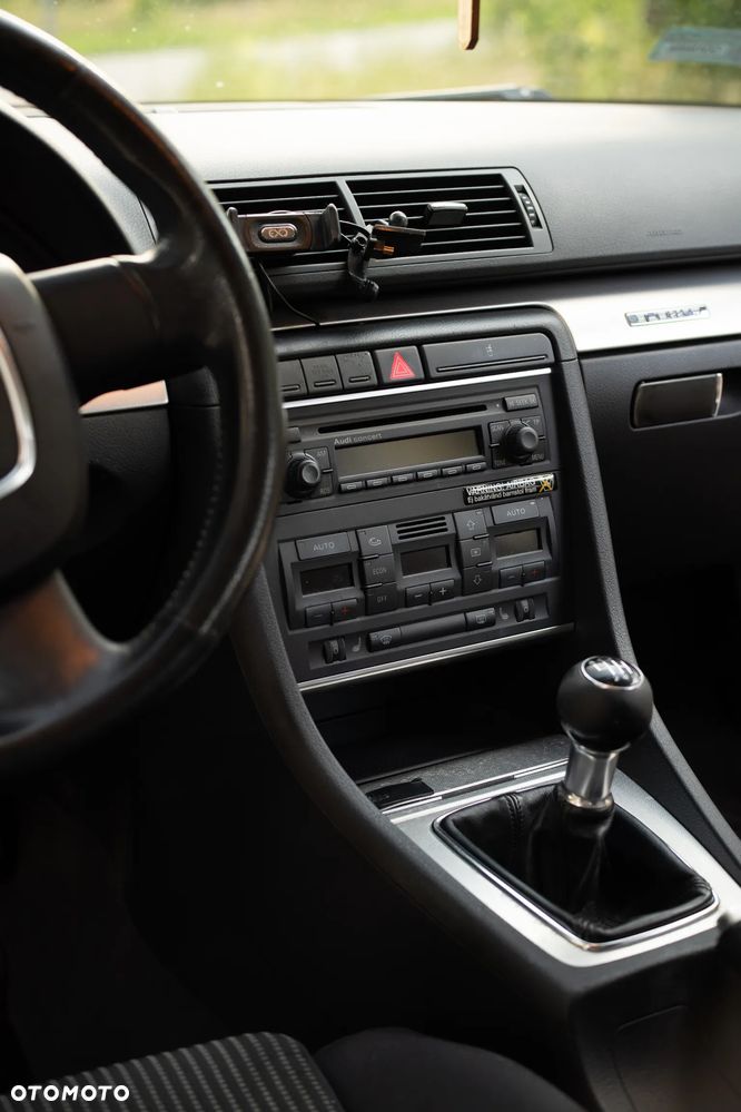 Audi A4 Avant 1.8 T quattro - 13
