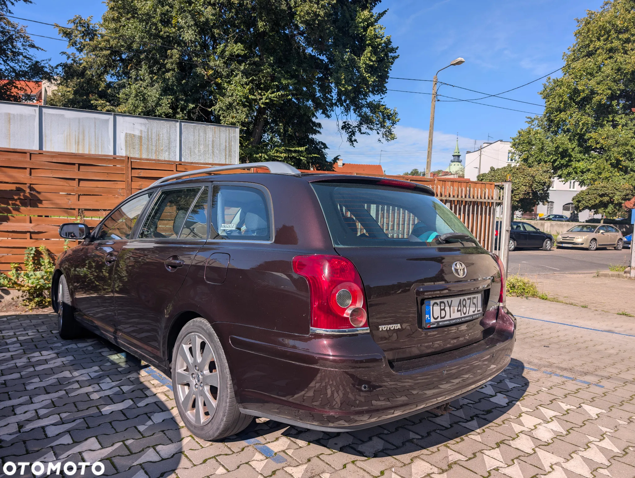 Toyota Avensis 2.0 VVT-i Combi Edition - 2