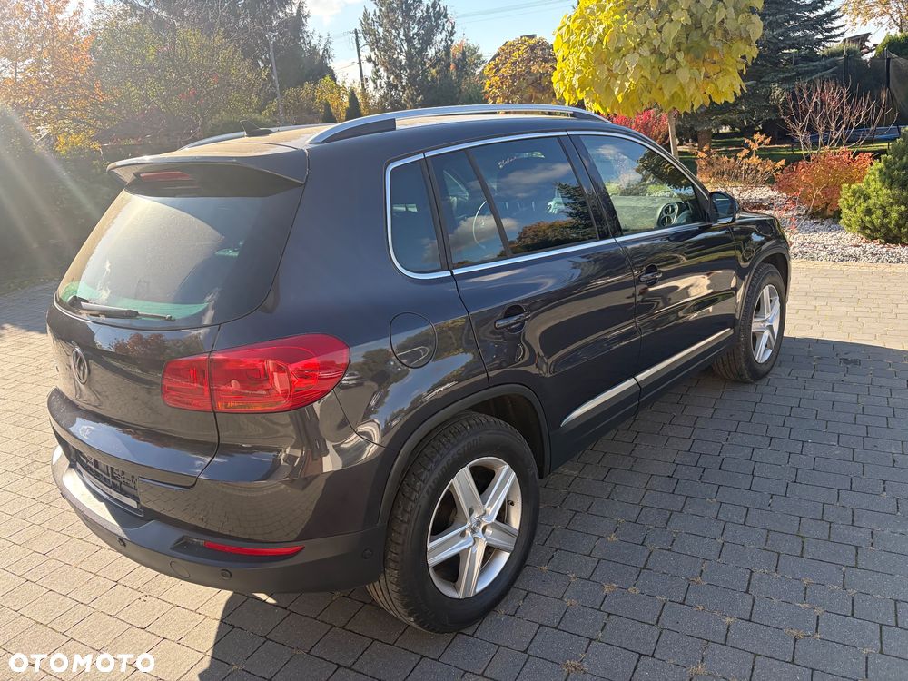 Volkswagen Tiguan - 12