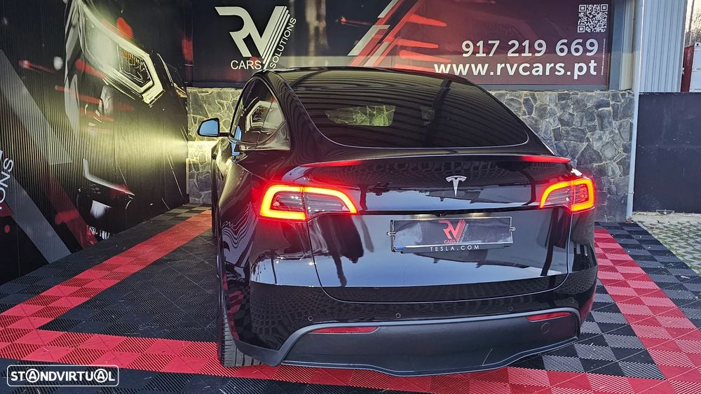 Tesla Model Y Performance Dual Motor AWD - 49