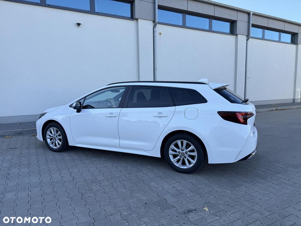Toyota Corolla 2.0 Hybrid Comfort - 12