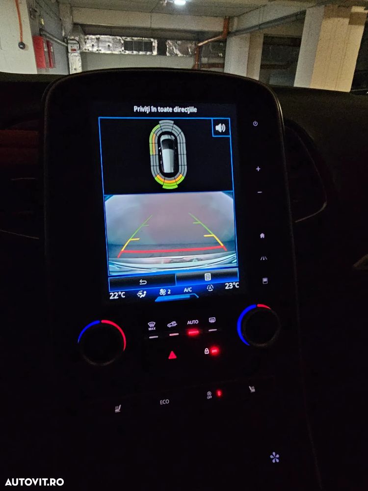 Renault Grand Scenic - 9