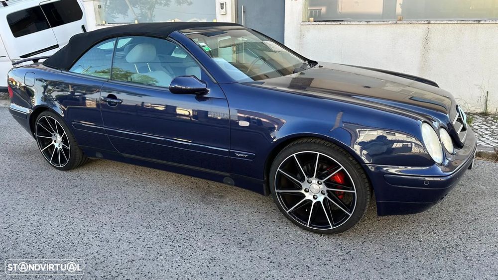 Mercedes-Benz CLK 320 - 2