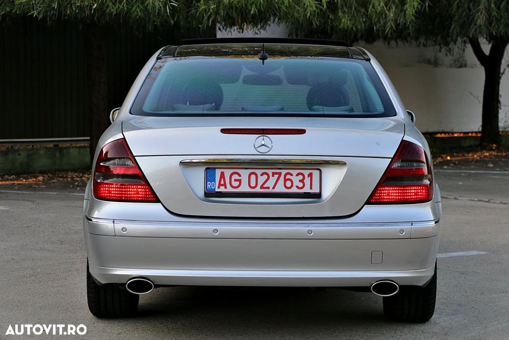 Mercedes-Benz E - 15