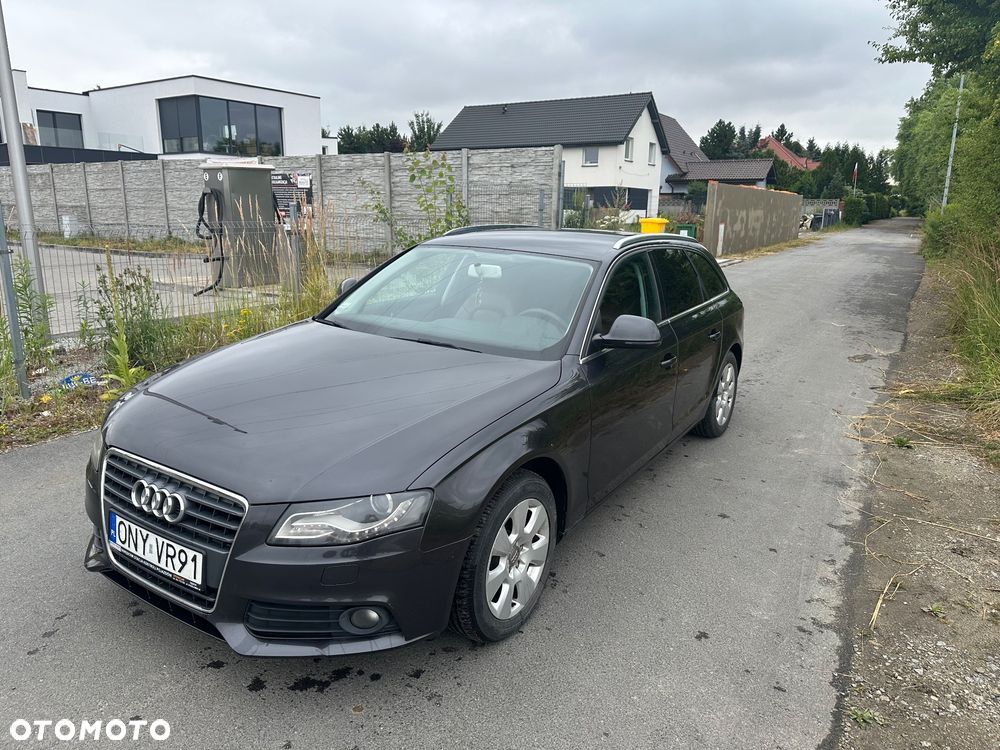 Audi A4 Avant 2.0 TDI - 4