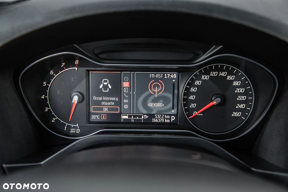 Ford S-Max 2.0 EcoBoost Titanium - 20